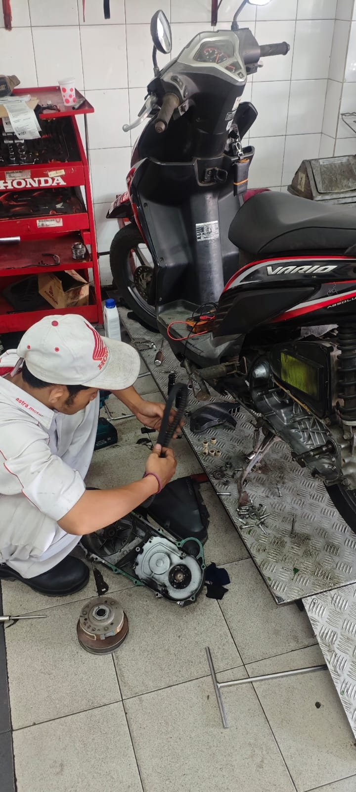 Kunci Kelancaran Berkendara di Cilacap: Tips dari Novi Jaya Motor